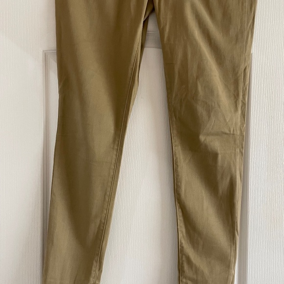 Levi’s 711 Jeans - Picture 1 of 3